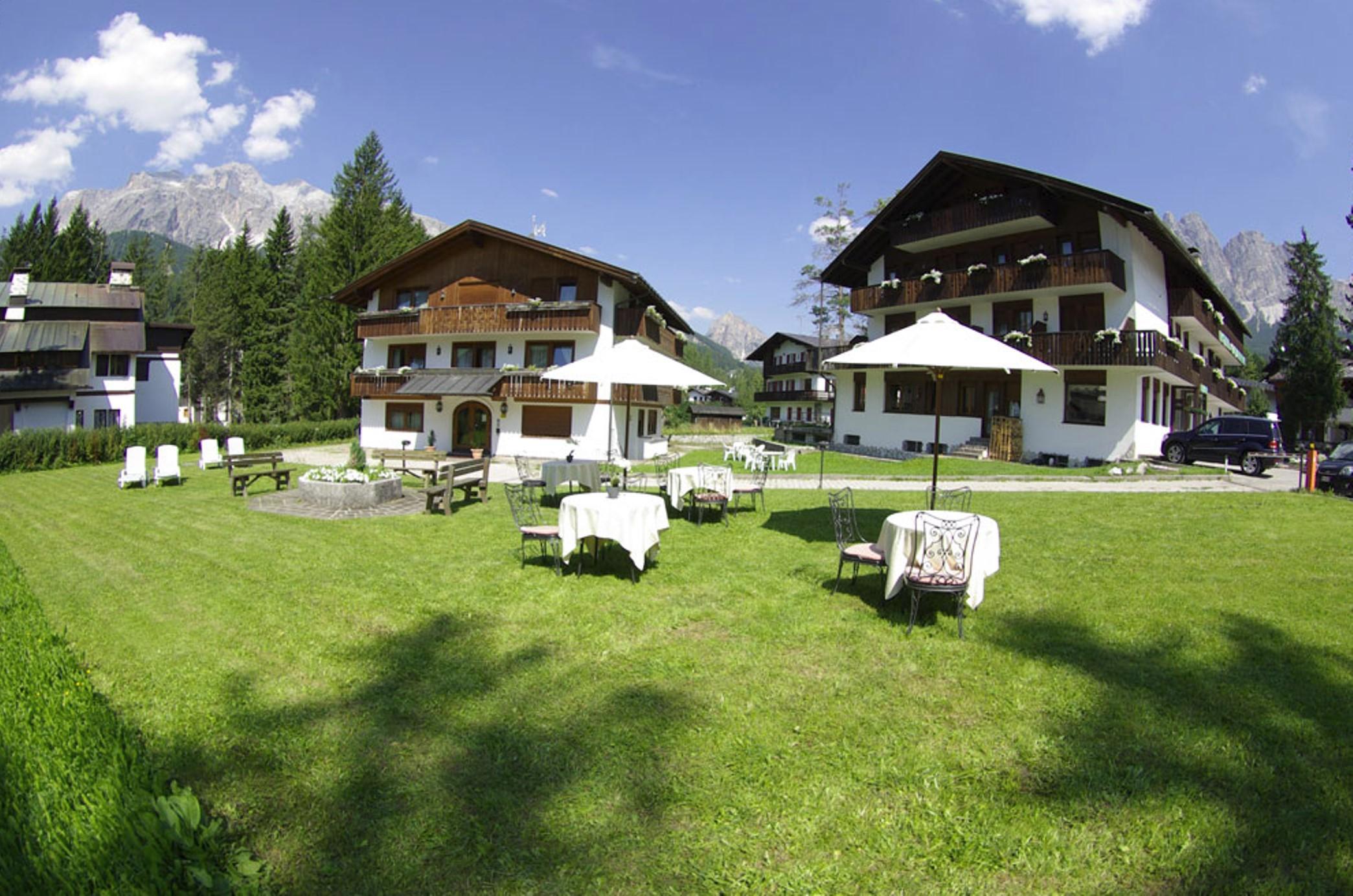 Hotel Capannina Cortina dʼAmpezzo Zewnętrze zdjęcie