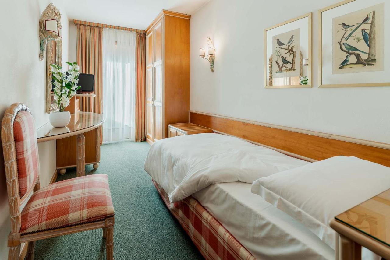 Hotel Capannina Cortina dʼAmpezzo Zewnętrze zdjęcie