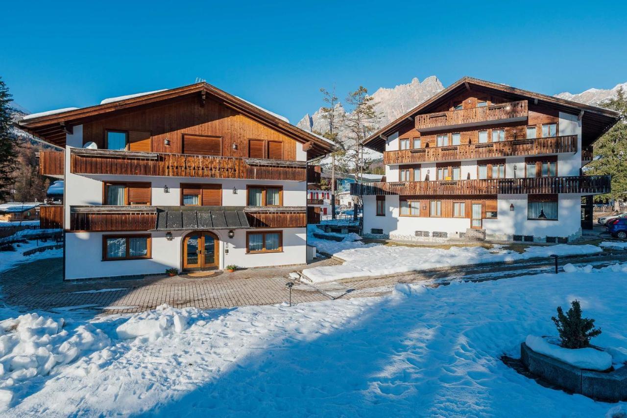 Hotel Capannina Cortina dʼAmpezzo Zewnętrze zdjęcie